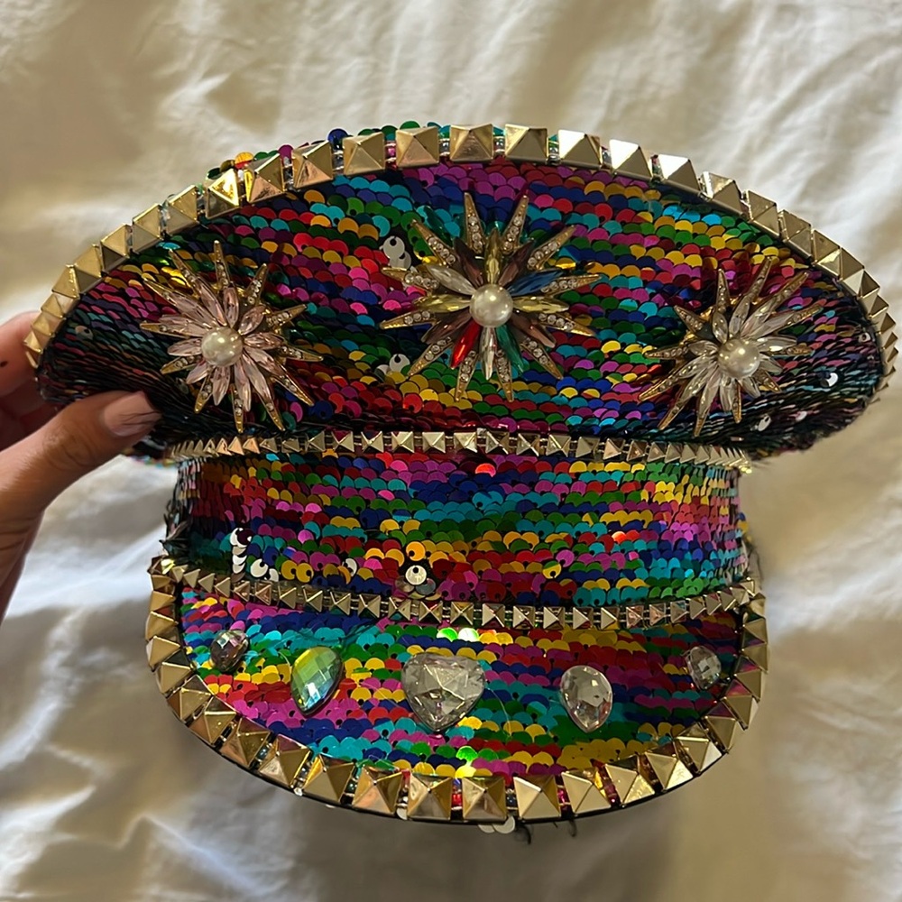 Sequin sparkly hat.